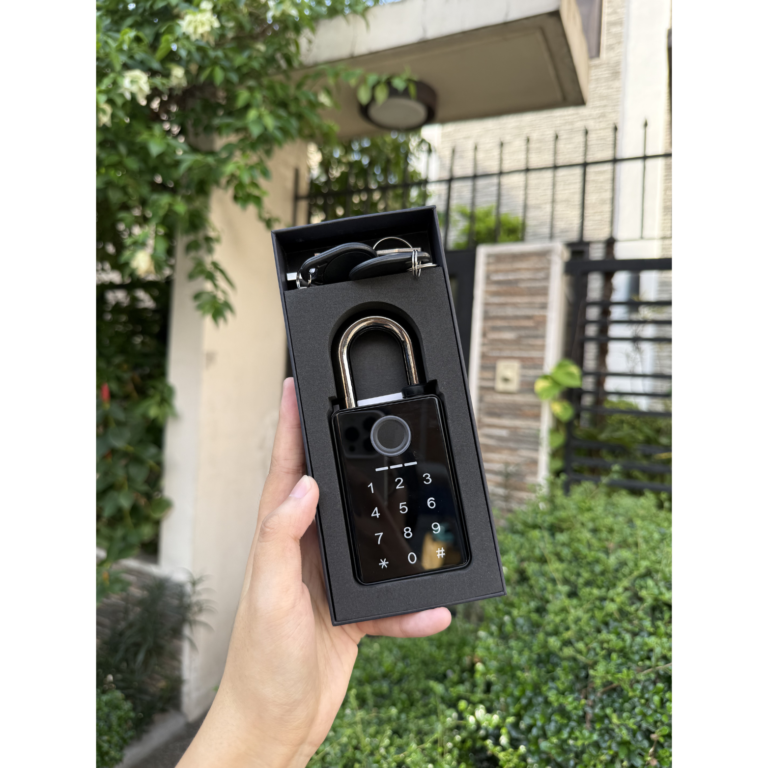 LOOCK G28 – Smart CNC Padlock